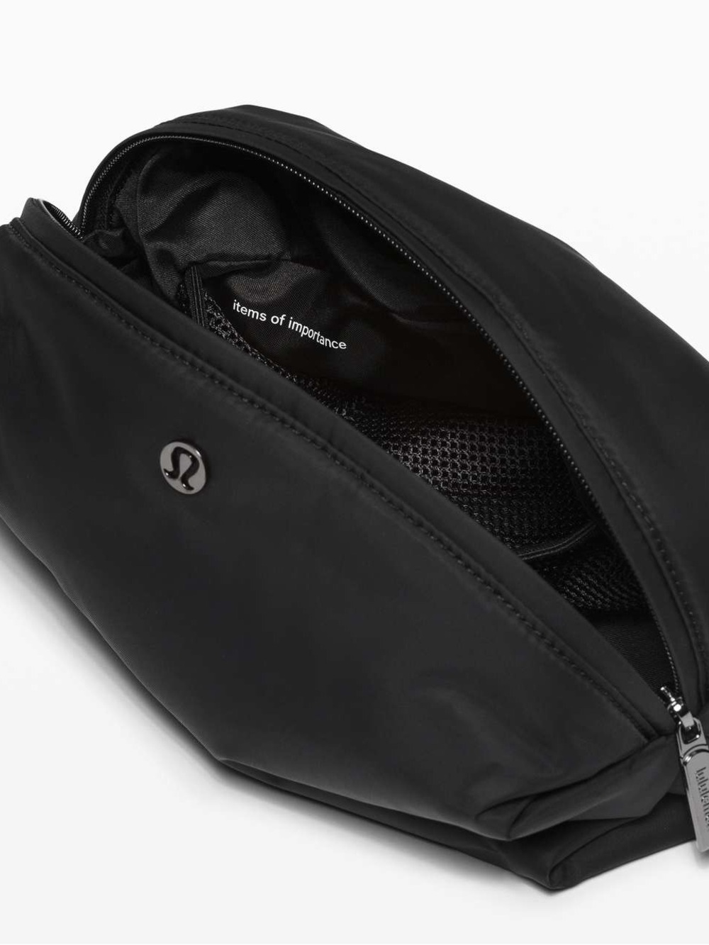 Lululemon Feeling Ready Full sized pouch